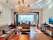 必看好房 千佛山南路3号院 门口可停车 精装修 诚售价好谈