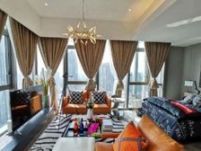 观音桥好吃街旁丶水电气三通丶租金五千起丶总价99万起、双轻轨