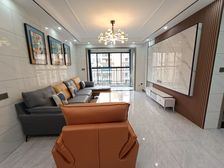 赠送面积大,品牌家具,送车位,小区环境好,读书近交通方便