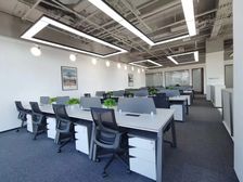 紫光发展800平 交通便利 房东直租 户型方正 精装修带家具