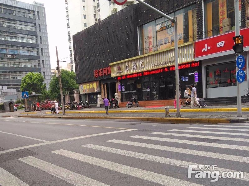 小区相关图