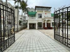 凤雅苑六室全套房带车库 550平大花园带泳池 钥匙委托随时看