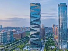 建邺奥体 华采旁 金奥大厦 新地中心为邻 精装带家具 电梯口