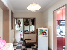 爱建新村2室1厅1卫1阳台南北6/7层