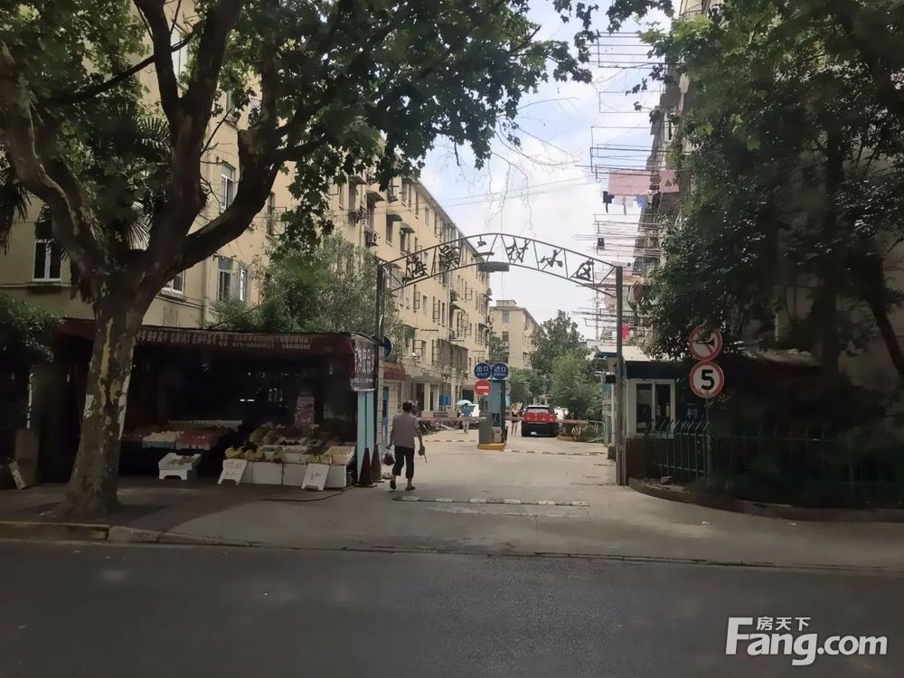 小区相关图