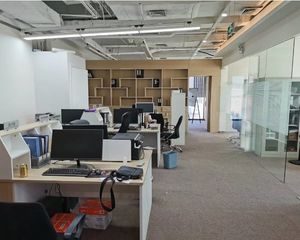 上地地铁口 写字楼 科实大厦出售 精装修 单价低 总价低
