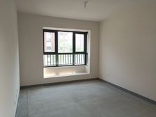 旭辉天悦风华新出140平大四室 业主240万就卖 有钥匙