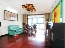 龙馨嘉园 127.00平3居 南北向精装修