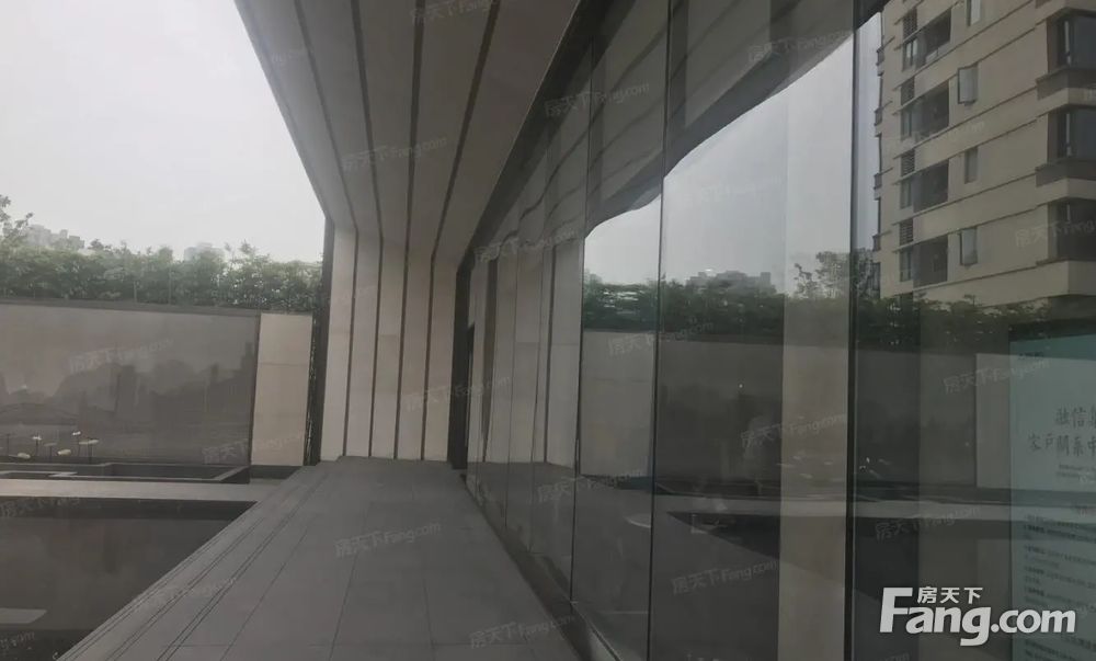 龙洲湾现房别墅250平 上巴,蜀育,才,重庆巴南龙洲湾融信澜湾二手房 五