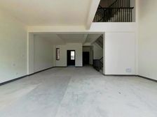 铜雀台龙胤四期联排别墅 位置好 南花园 方正