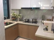 高铁新城北三房二厅二卫精装电梯房金科物业