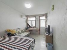 育英南上山街 诚心出售宿舍温馨小两居上學选择不沿街可住可出租