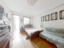 育英经十一路一楼带院站牌一室一厅南北通透户型方正1