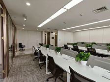 北苑商圈 北辰首座300平 5号线 遗留装修 随时看 带家具