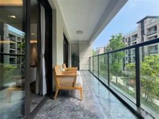 弹子石洋房街!套内95平大三房!!总价223万!现房大平层!