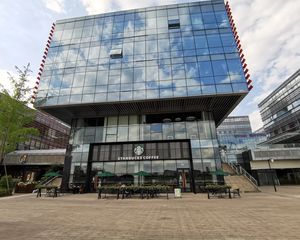 兴隆湖科学城!地铁口(星巴克)出售 华西医院旁 随时过户