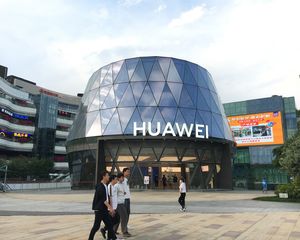 独栋商业急售!年租80万(华为旗舰店) 品牌商家 租约稳定