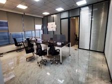 浙江创新中心310平出租,电梯口,根据客户的要求做隔间