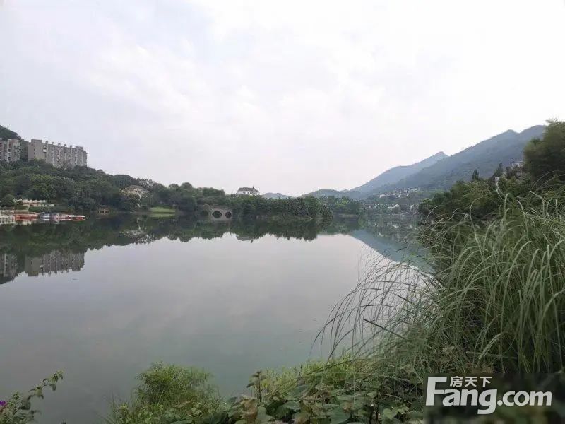 重慶九龍坡白市驛海蘭雲天湖山壹號二手房 四室 - 房天下