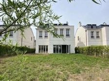 英庭名墅 413平4居 南向简装修