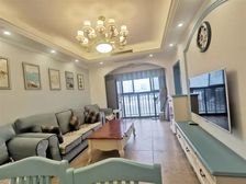 里面小区次新房 精装方正两房 便宜出售了 机会难得 适合居家