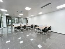 黄浦区大沙地写字楼 港湾都荟 新装修带家具办公室中远海运大厦