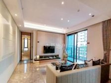 保利东郡 送车位 包税费 南向 中层 急售 价格可谈