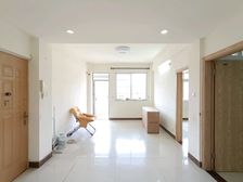 梅花路大院66平方正两房 南北对流 厅出阳台 采光通风好