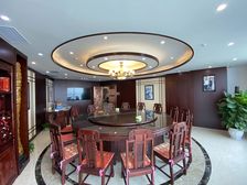 新地中心 独门独户 二梯一户 全带红木家具 带明火厨房 可看