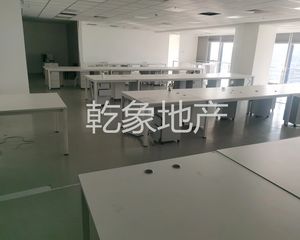 中关村世界财富中心510平单价2万朝南高层户型方正各付各税