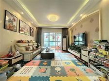 全配套 精装修 大三房!人车分流!采光好视野宽阔!近13号线