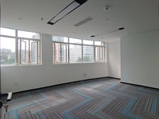 纪念堂 新装修 372方出租 独立空调 可配家具 多户型可选