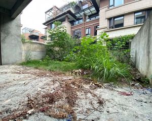高新区银泰城 五街地铁口旁 江景别墅 产权在手 满五 带车位