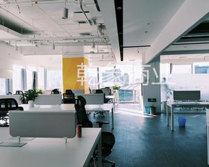 新出房人民商圈 青云当代大厦 370平单价2万高层朝西南