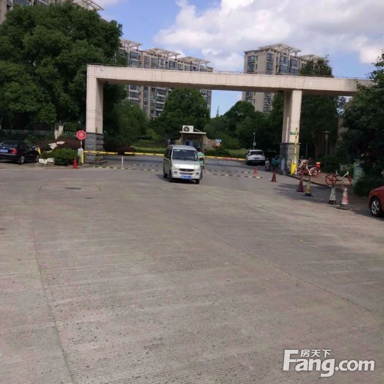 小区相关图