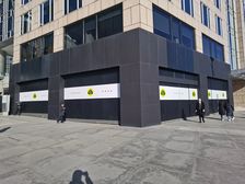 李乃滨推荐东方新天地一层550平米招租摄影,服装,展厅,养生