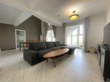 经典复式房 三房格局 带车位 看房随时 我有钥匙