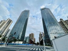 只要3元,徐汇滨江,近地铁高品质,钾级精装全配有家具双轨交汇