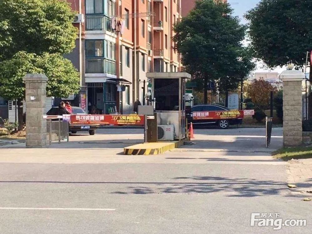 小区相关图