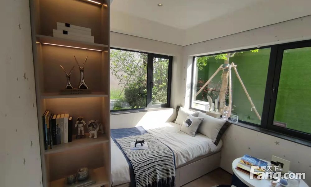 周末大放价中绿蔚蓝湾楼层10056平9442元每平各