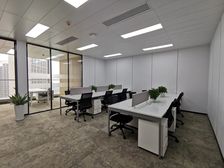 1万块钱租永利国际金融中心168平,5A甲级写字楼,西安地标