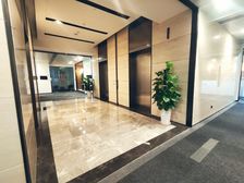 精装修近中国保险大厦国家开发银行大厦上海证券大厦新梅联合广场