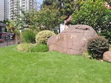 主卧朝南,电梯房,繁华地段,价格好谈,两房朝南