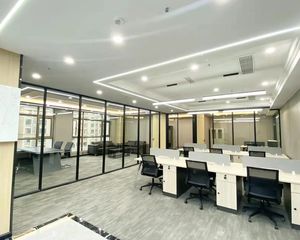 急售 回款8500 层高4.5米 现房双面采光 面积可组合