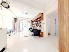 此房一梯一户 私密性好 精装修 满五 采光充足 急卖