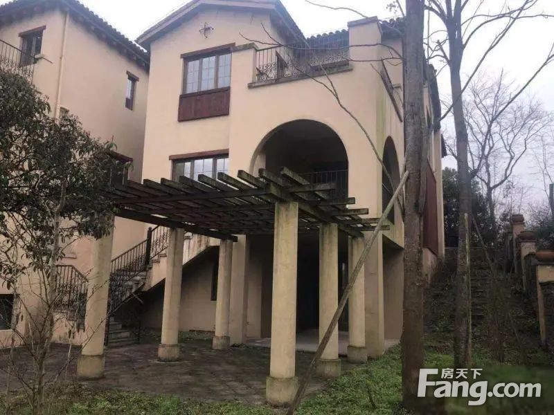 独栋别墅,两公里内无遮挡,视野好,重庆九龙坡白市驿上邦高尔夫二手房