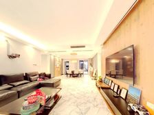 中海九号公馆 4室2厅 朝南精装带平台花园 诚售