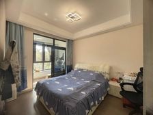 上坤旭辉墅 243平3居 南向