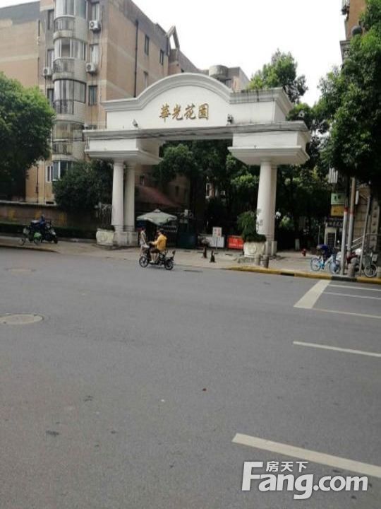 小区相关图