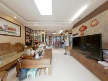 美林海岸花园 三房带主套 满五 户型方正